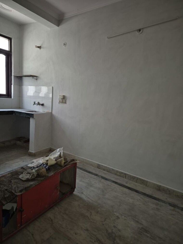 Room, mayur vihar 1.5 Bedroom 410 Sq.Ft. Builder Floor In Mayur Vihar Delhi 10691041