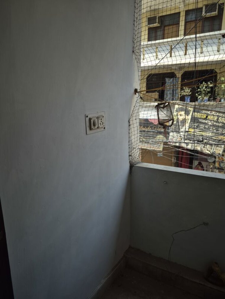 Exterior View, mayur vihar 1.5 Bedroom 410 Sq.Ft. Builder Floor In Mayur Vihar Delhi 10691041
