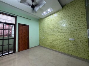 Bedroom in 2 BHK Builder Floor at Pir Machalla – for Sale