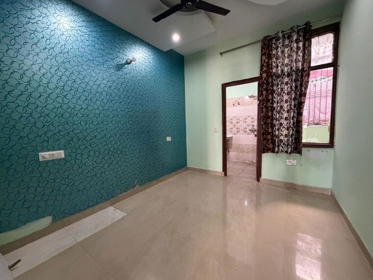 Room, pir machalla 2 Bedroom 900 Sq.Ft. Builder Floor In Pir Machalla Zirakpur 10691049