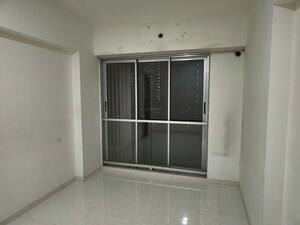 Room in 2 BHK Apartment at Naman Premier, Andheri East – for Sale
