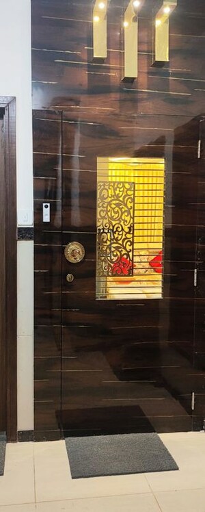 Room in 2 BHK Apartment at Rhythm Serenity Heights, Andheri East – for Sale
