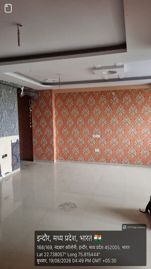 Bedroom in  Apartment at Krishna Nagar – for Sale