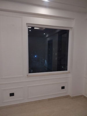 Room in 3 BHK Builder Floor at Raj One Good Earth, Sector 71 – for Rent