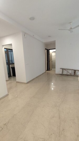 Room in 2 BHK Apartment at Prescon Midtown Bay, Mahim West – for Rent