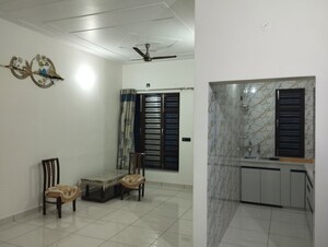2 BHK Independent House For Rent in Sector 15