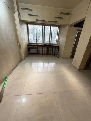 Room in 1 BHK Apartment at Vijay Vanaz Pariwar CHS, Kothrud – for Rent