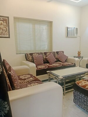 2 BHK Builder Floor For Rent in Malviya Nagar
