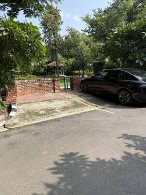 4 BHK Villa – Exterior View View at Unitech Greenwood City Apartment, Sector 45 - for Rent