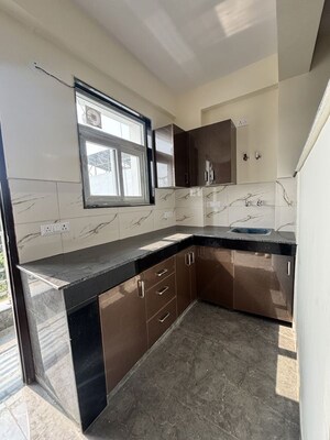 Kitchen in 1 BHK Builder Floor at Palam Vihar – for Rent