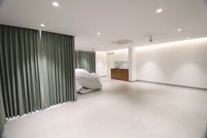 Room in 4 BHK Villa at Tellapur – for Rent