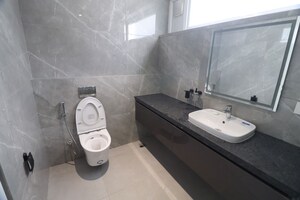 Bathroom in 4 BHK Villa at Tellapur – for Rent