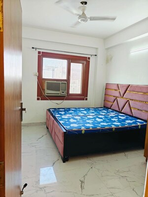 Bedroom in 3 BHK Apartment at Neb Sarai – for Rent