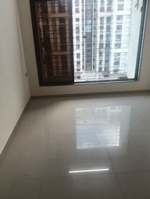 Room in 2 BHK Apartment at Sanskruti Vrushi, Borivali West – for Rent