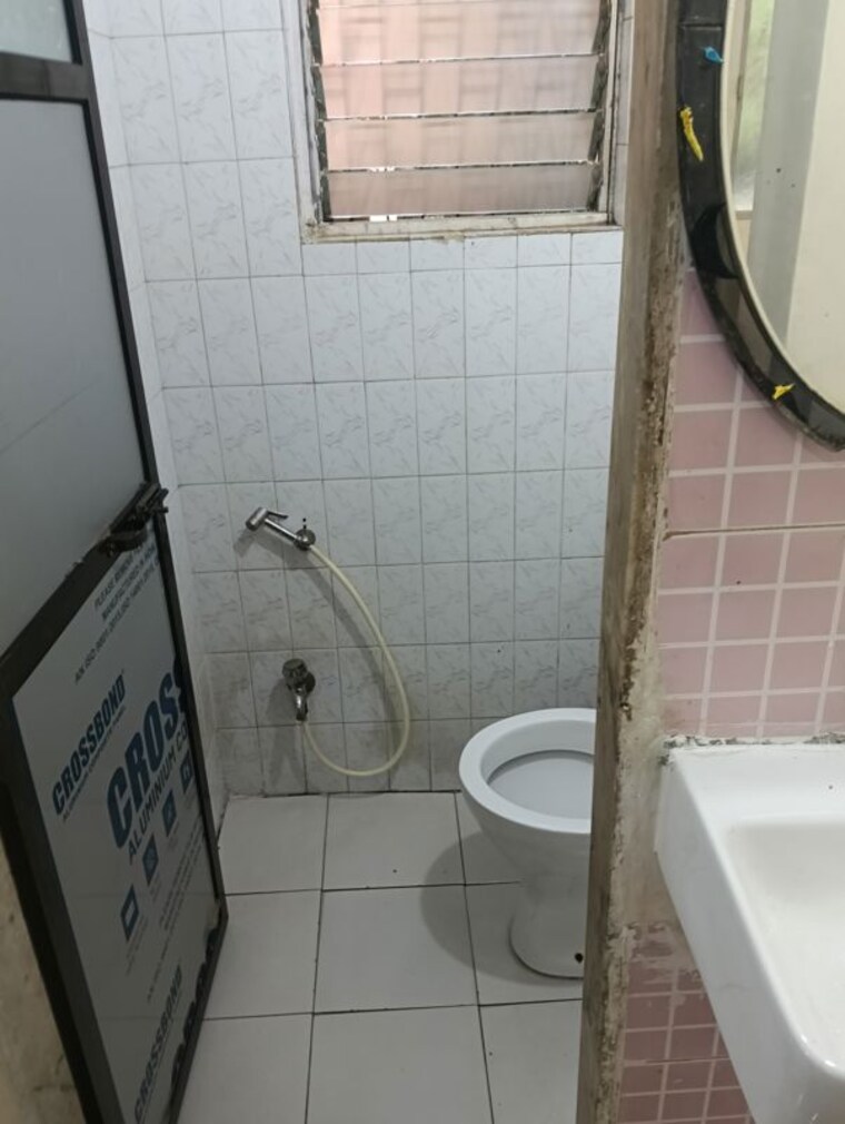 Bathroom, krishna-kunj-dahisar 1 Bedroom 450 Sq.Ft. Apartment In Dahisar West Mumbai 10691365