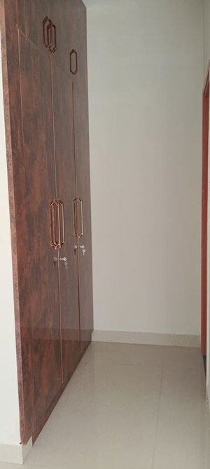 Furnished Amenities in 3 BHK Apartment at Tata Eureka Park, Sector 150 – for Rent