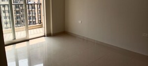 Room in 3 BHK Apartment at Tata Eureka Park, Sector 150 – for Rent