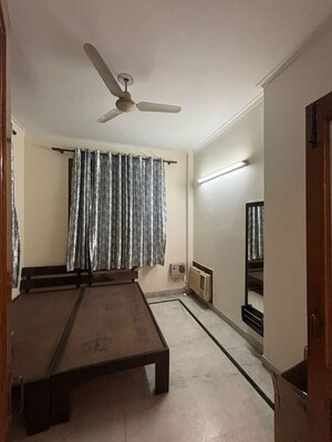 Room in 2.5 BHK Independent House at Sector 23a – for Rent