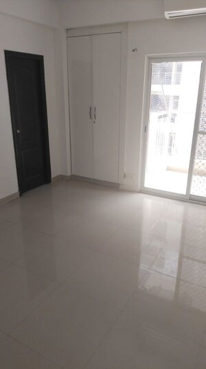 Room in 2 BHK Apartment at High End Paradise II, Raj Nagar Extension – for Sale