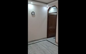 Room in 2 BHK Builder Floor at Sri Niwaspuri – for Sale