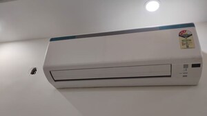 Furnished Amenities in 2 BHK Builder Floor at Sri Niwaspuri – for Sale