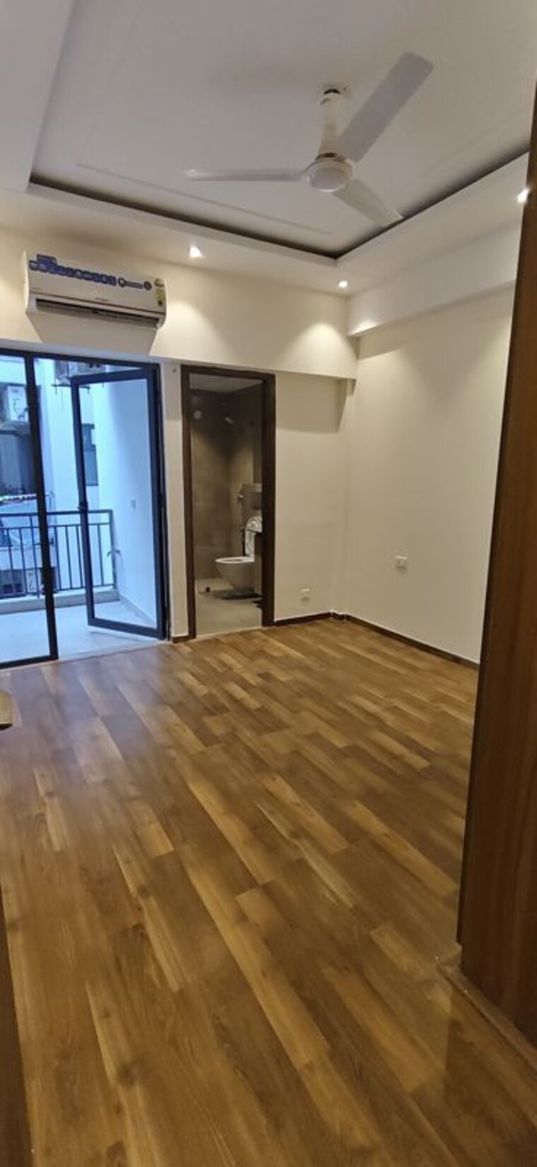 Room, suncity-vatsal-valley 2 Bedroom 1130 Sq.Ft. Apartment In Gwal Pahari Gurgaon 10691382
