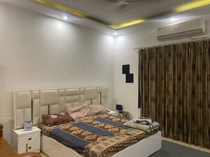 Bedroom in 3 BHK Builder Floor at Ansals Sushant City – for Sale