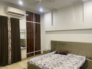 Bedroom in 3 BHK Builder Floor at Ansals Sushant City – for Sale