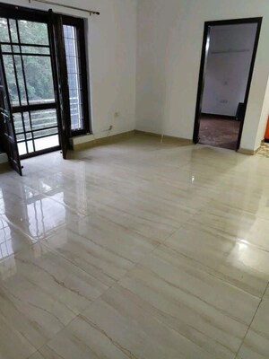 2 BHK Builder Floor For Rent in Sector 56
