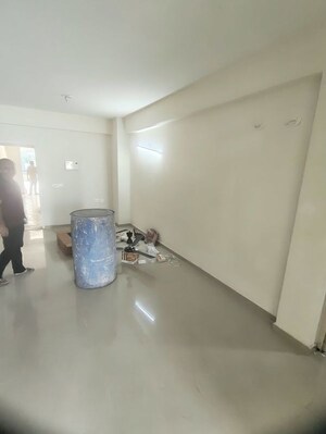 Room in 2 BHK Apartment at Conscient Habitat 102, Sector 102 – for Sale
