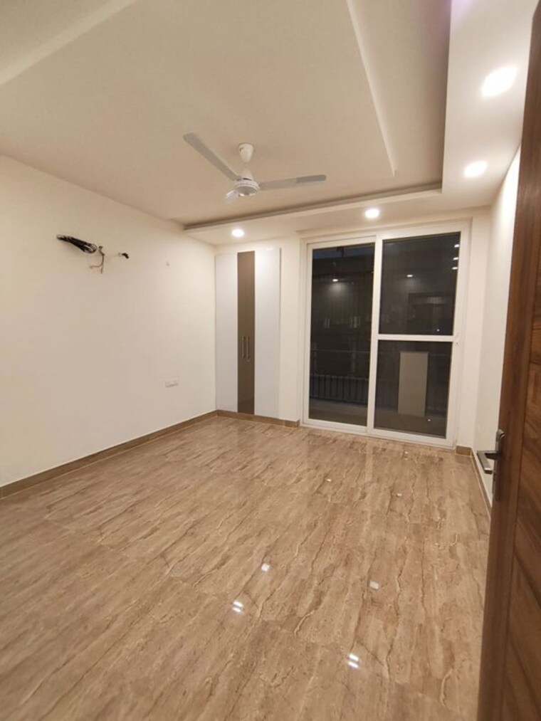 Room, bptp-district-phase-2 3 Bedroom 1620 Sq.Ft. Builder Floor In Sector 84 Faridabad 10691485