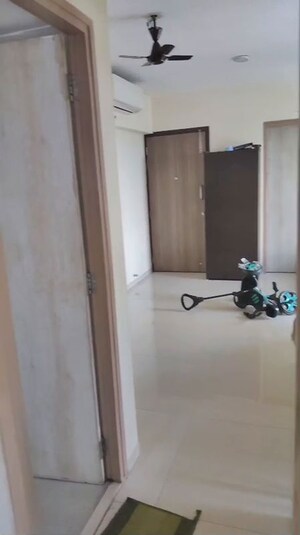 Room in 1.5 BHK Apartment at Lodha Upper Thane, Anjur – for Sale