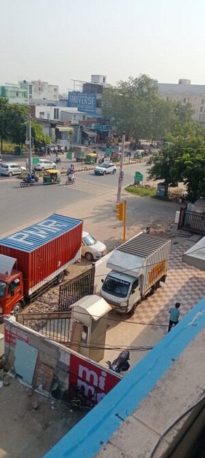  Shop For Sale in Vaishali Nagar