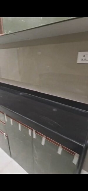 Furnished Amenities in 2 BHK Apartment at Shiv Shaila, Worli – for Rent