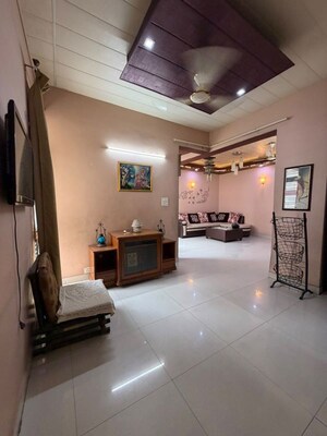 Living Room in 2 BHK Apartment at Rail Vihar Apartment, Sector 15 – for Rent