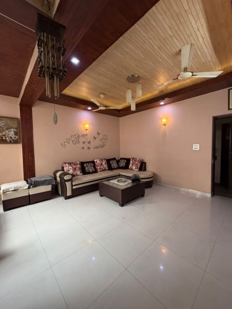 Team Area, rail-vihar-apartment 2 Bedroom 1000 Sq.Ft. Apartment In Sector 15 Gurgaon 10691530