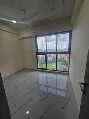 Room in 2 BHK Apartment at Raymond Ten X Habitat, Pokhran Road No Two – for Rent