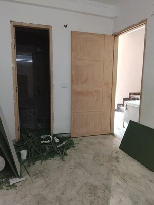 Room in 1 BHK Apartment at Freedom Fighters Enclave – for Rent