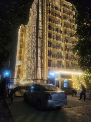 2 BHK Apartment For Sale in Omaxe NRI City Center, Omega Ii Greater Noida