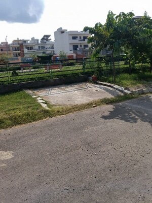 Plot Area in 6 BHK Independent House at Sector 66 B – for Sale