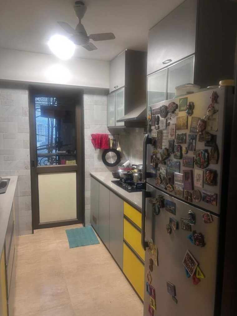 Kitchen, lake-primrose 2.5 Bedroom 1250 Sq.Ft. Apartment In Powai Mumbai 10691573