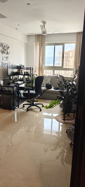 Team Area in 2.5 BHK Apartment at Lake Primrose, Powai – for Rent