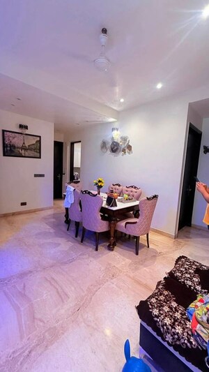 Parking in 3.5 BHK Builder Floor at Malibu Town – for Rent