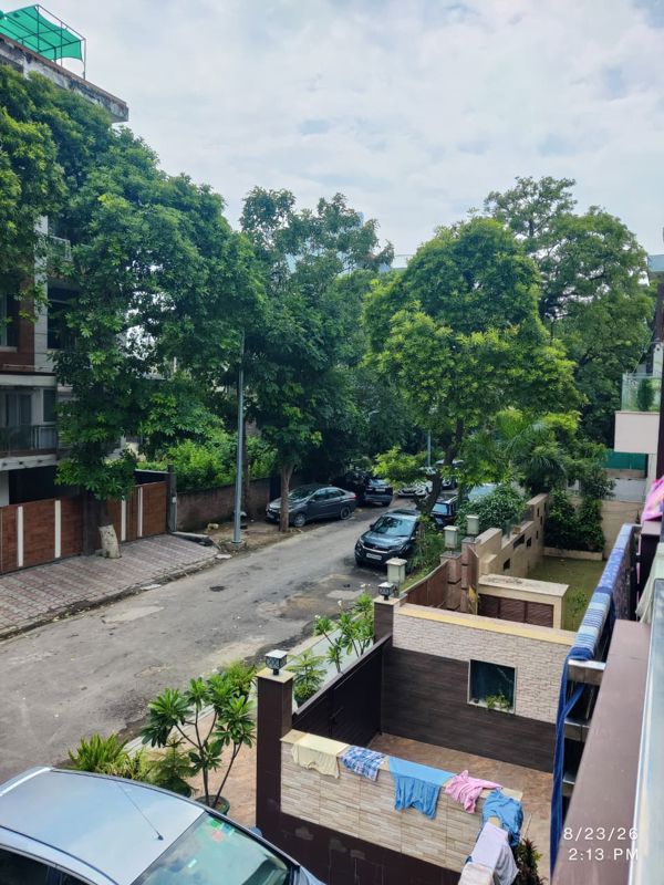 3.5 BHK Builder Floor – Exterior View View at Malibu Town - for Rent