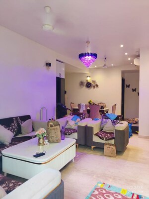 Living Room in 3.5 BHK Builder Floor at Malibu Town – for Rent