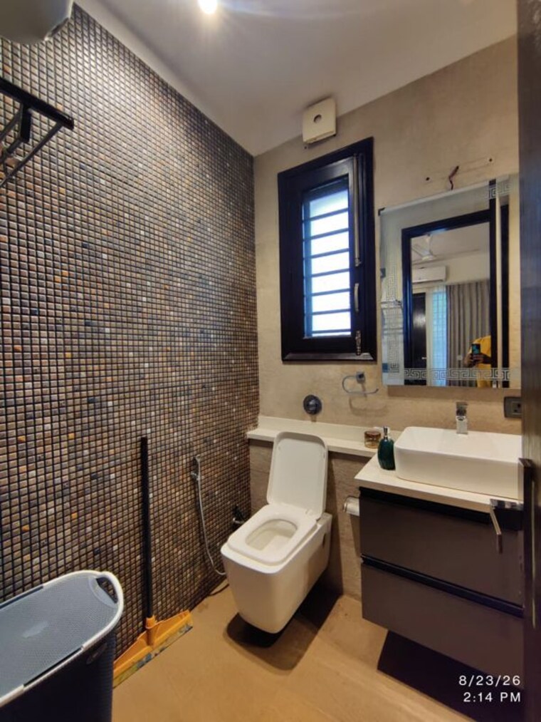 Team Area, malibu town 3.5 Bedroom 2300 Sq.Ft. Builder Floor In Malibu Town Gurgaon 10691570