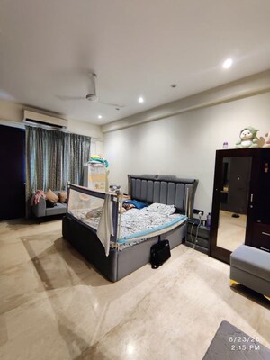 Living Room in 3.5 BHK Builder Floor at Malibu Town – for Rent