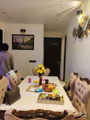Living Room in 3.5 BHK Builder Floor at Malibu Town – for Rent
