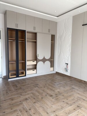 Bedroom in 6+ BHK Independent House at Sector 82 A – for Sale