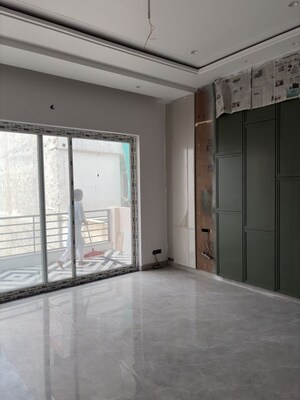 Furnished Amenities in 6+ BHK Independent House at Sector 82 A – for Sale